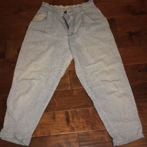 High wasted elastic waist band vintage lee jeans